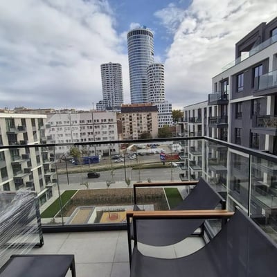 Аренда просторной новой 3-комнатной квартиры в премиум-комплексе BW Sensa, 73 м², Белград, Сербия